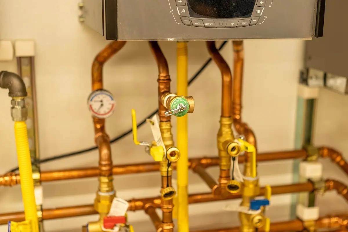 Licensed technician providing Emergency Plumbing for a homeowner in Keystone