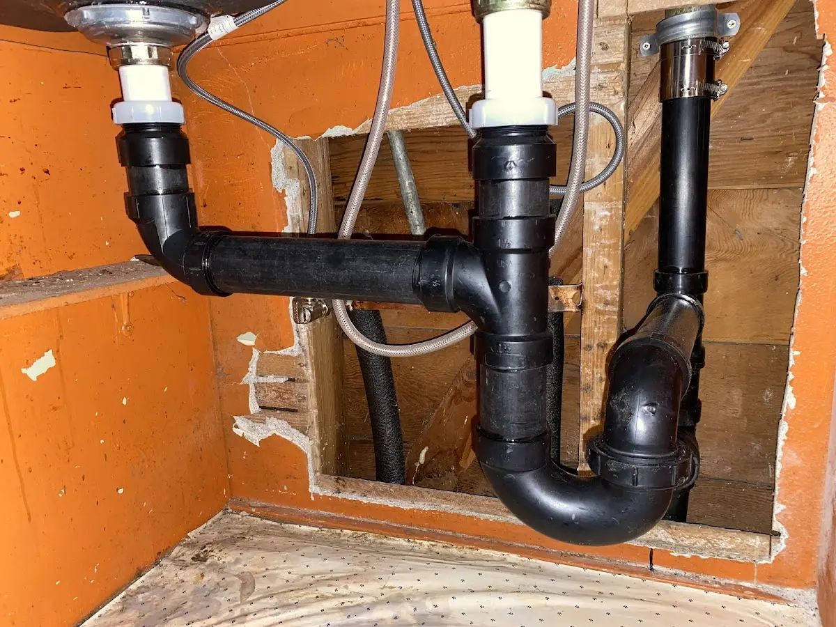 Professional Pipe Bursting equipment and tools on the job in Keystone